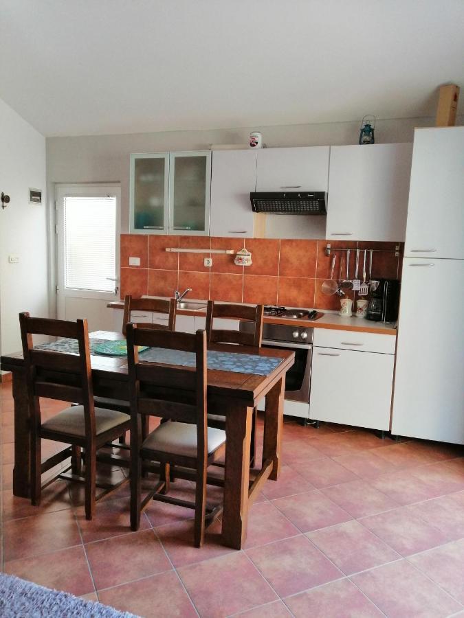 Apartment Dzoni Сплит Екстериор снимка